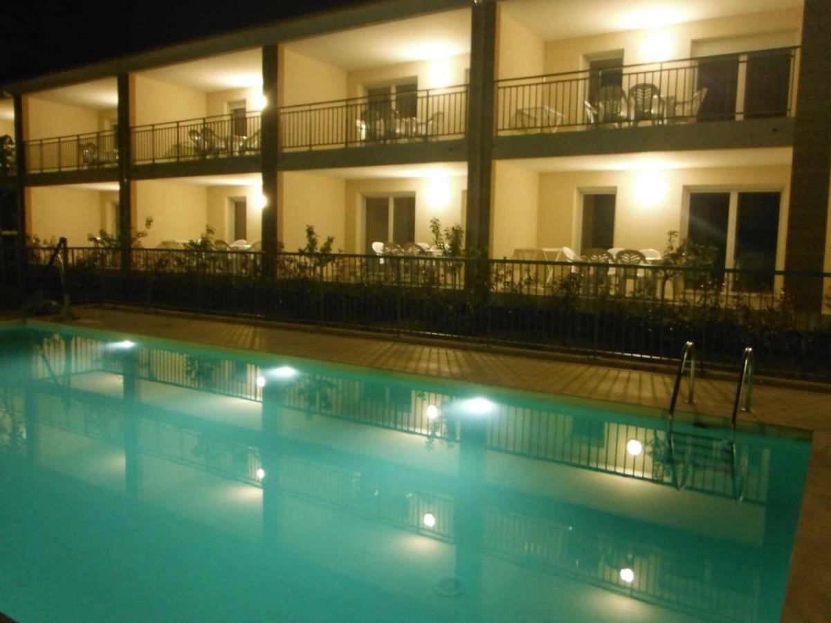 Residence L'Elephant Saint-Raphaël Екстериор снимка