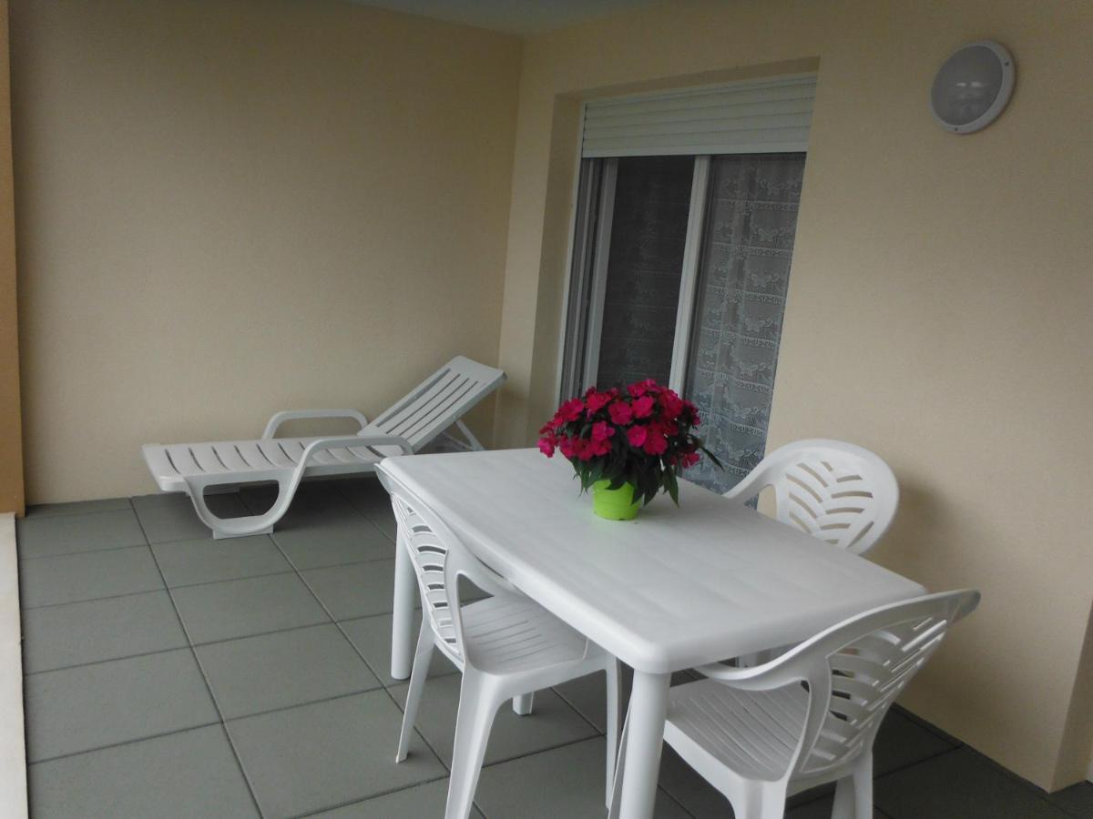 Residence L'Elephant Saint-Raphaël Екстериор снимка