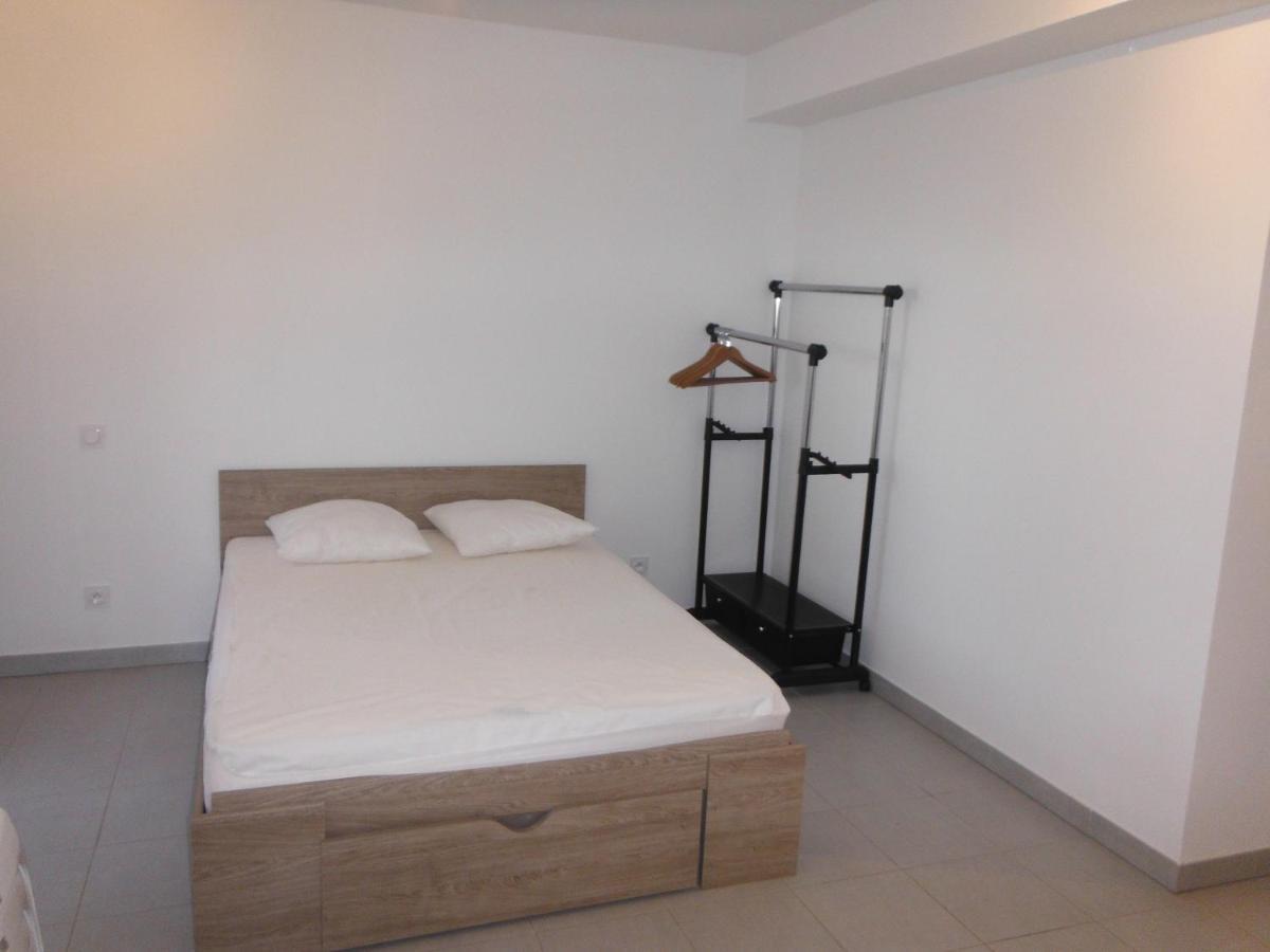 Residence L'Elephant Saint-Raphaël Екстериор снимка