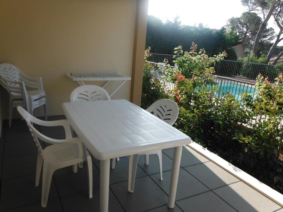 Residence L'Elephant Saint-Raphaël Екстериор снимка